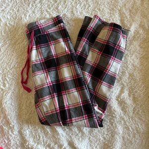 ($1) Plaid 💞 Pajama Pants 💤